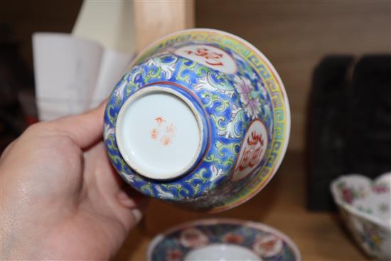 A 17th century Chinese wucai vase, two teabowls and a shrine tallest 16cm